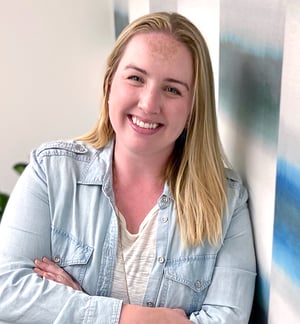 Kelly-Benson-Headshot-2021